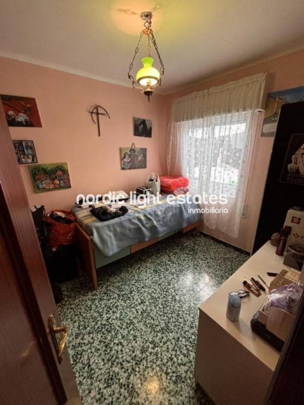 Piso muy próximo al Hospital Civil de Málaga