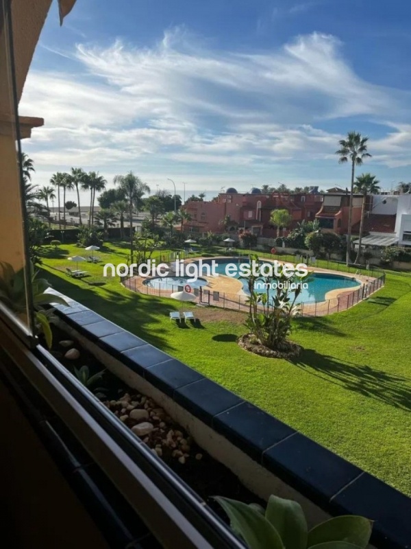 Excelente apartamento en Los Álamos, a 100 metros de la playa