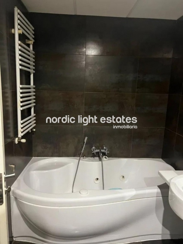 Excelente apartamento en Los Álamos, a 100 metros de la playa