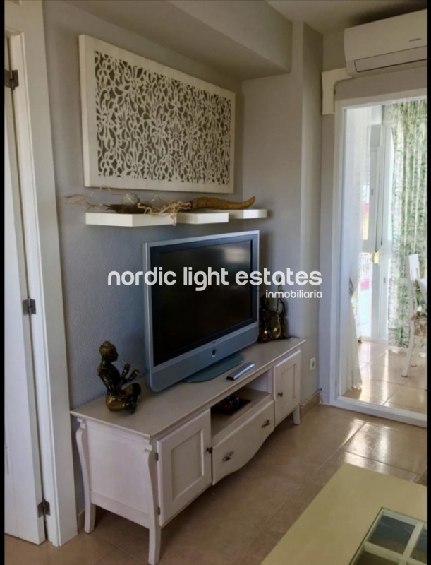 Apartamento céntrico zona Bajondillo. Plaza de parking y trastero