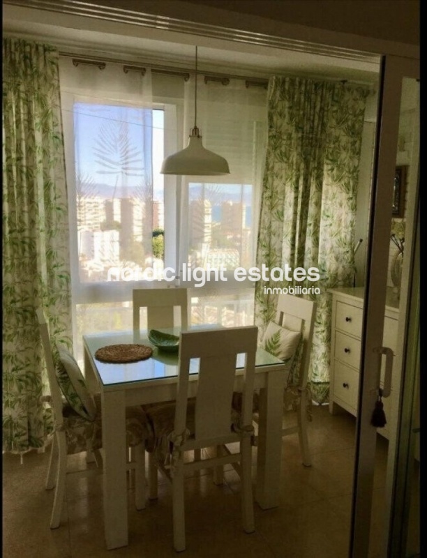 Apartamento céntrico zona Bajondillo. Plaza de parking y trastero