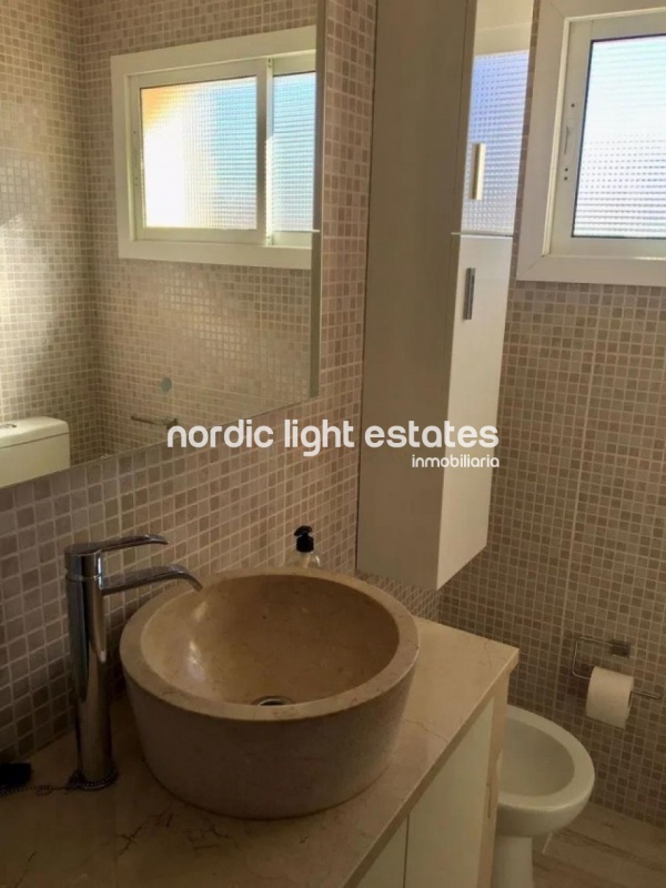 Apartamento céntrico zona Bajondillo. Plaza de parking y trastero