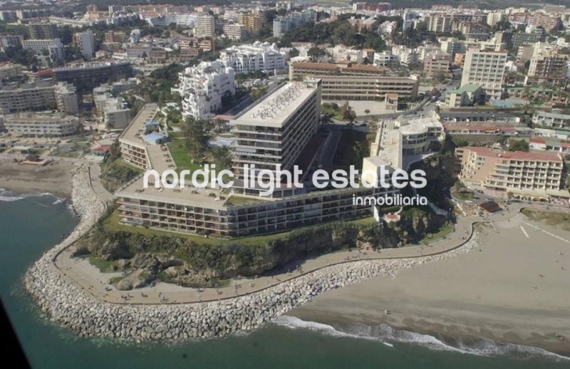 Primera línea de la playa. Estudio con plaza de parking