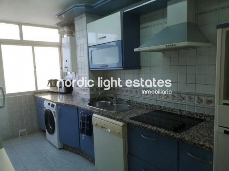 Bonito piso 4 dormitorios, 2 baños, piscina