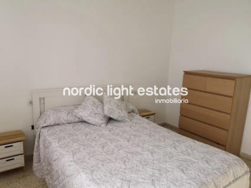 Bonito piso 4 dormitorios, 2 baños, piscina