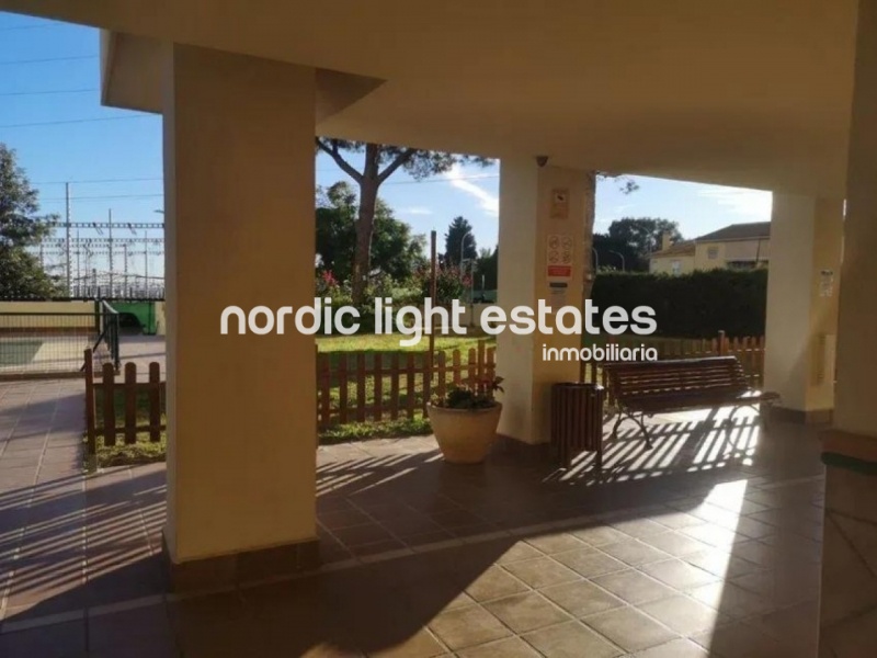 Bonito piso 4 dormitorios, 2 baños, piscina