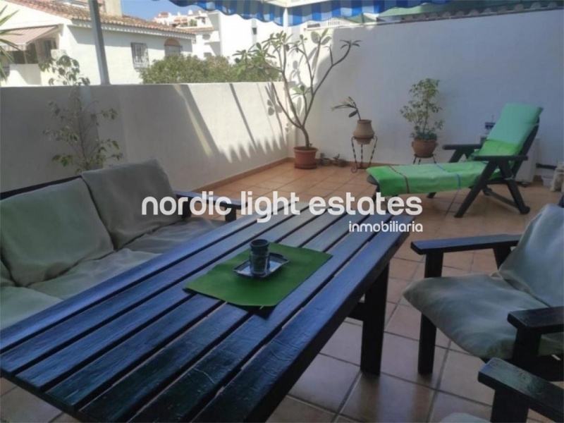 Precioso apartamento con una terraza de 30m2, parking y trastero