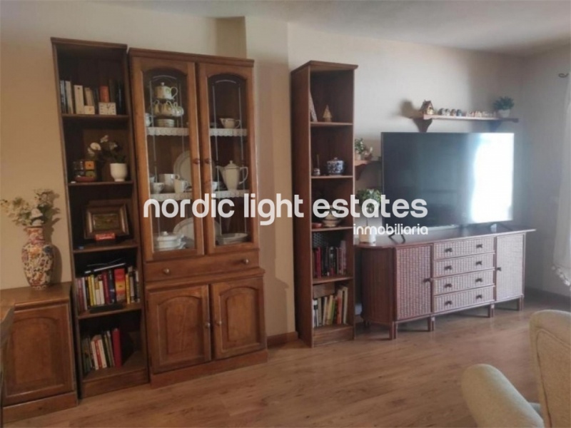 Precioso apartamento con una terraza de 30m2, parking y trastero