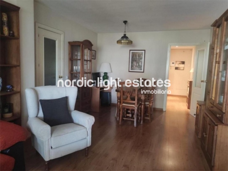 Precioso apartamento con una terraza de 30m2, parking y trastero