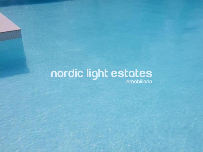 Precioso apartamento con una terraza de 30m2, parking y trastero