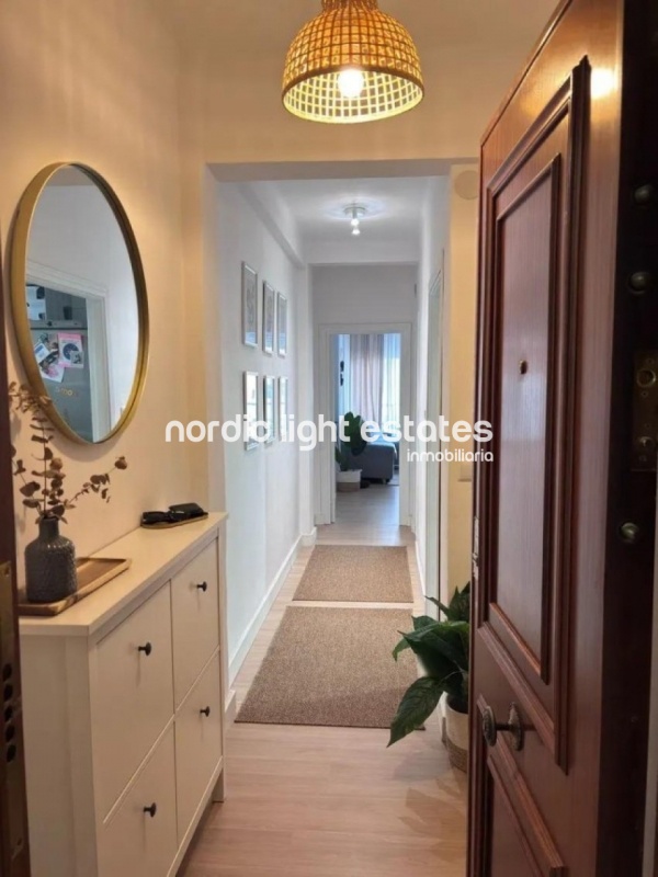 Elegante piso reformado en planta alta