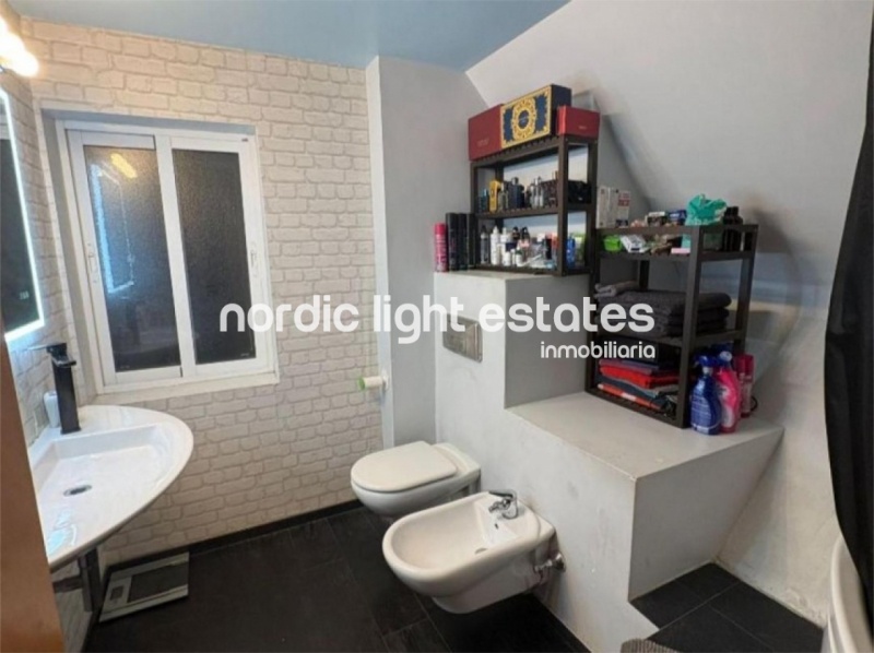 Elegante dúplex al sur reformado