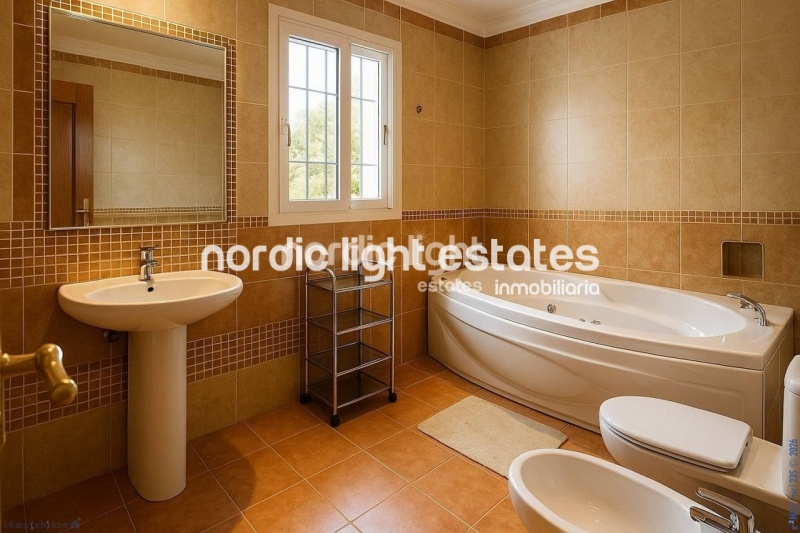 Exclusiva villa de lujo en Cortijo San Rafael, entre Nerja y Frigiliana