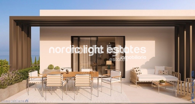 Primera linea de la playa. Villas a estrenar