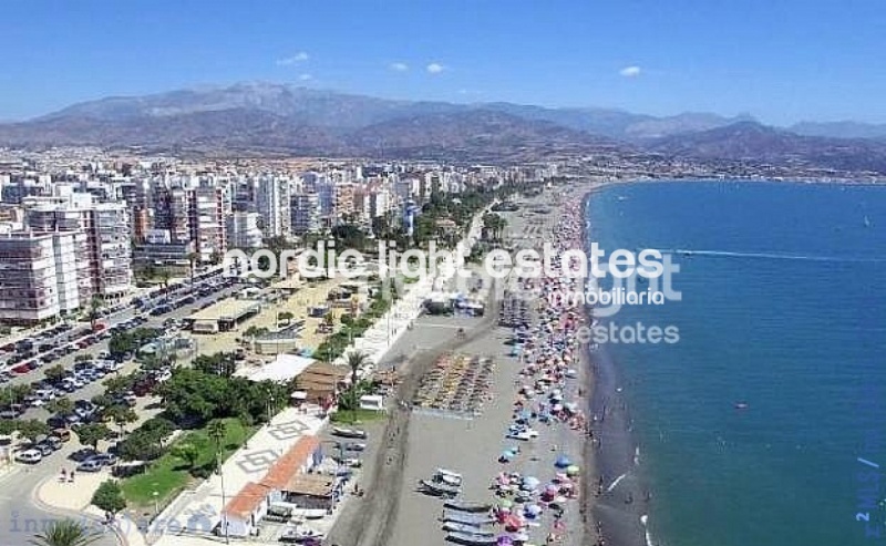 Lovely apartment with parking space only 30 metres to the beach 