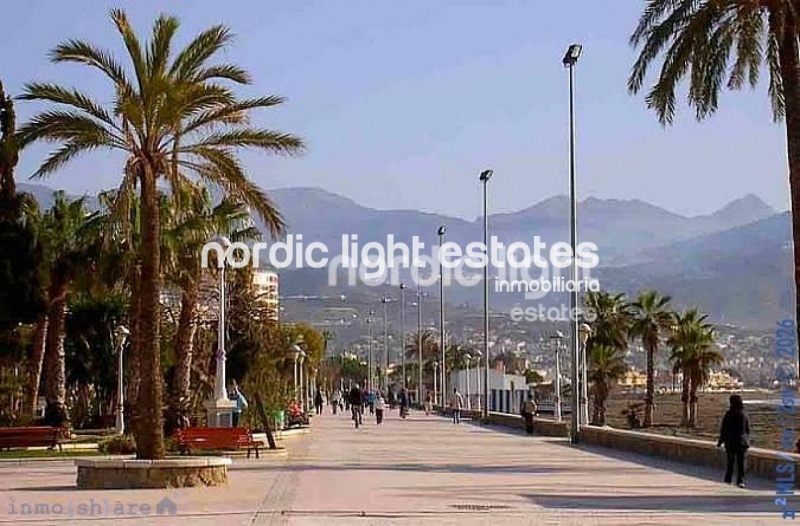 Lovely apartment with parking space only 30 metres to the beach 