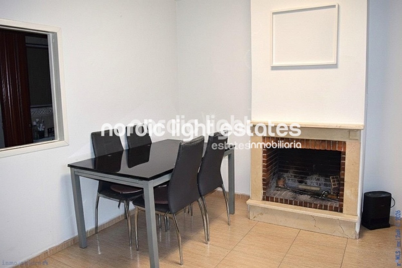 Bonita casa adosada en una urbanización