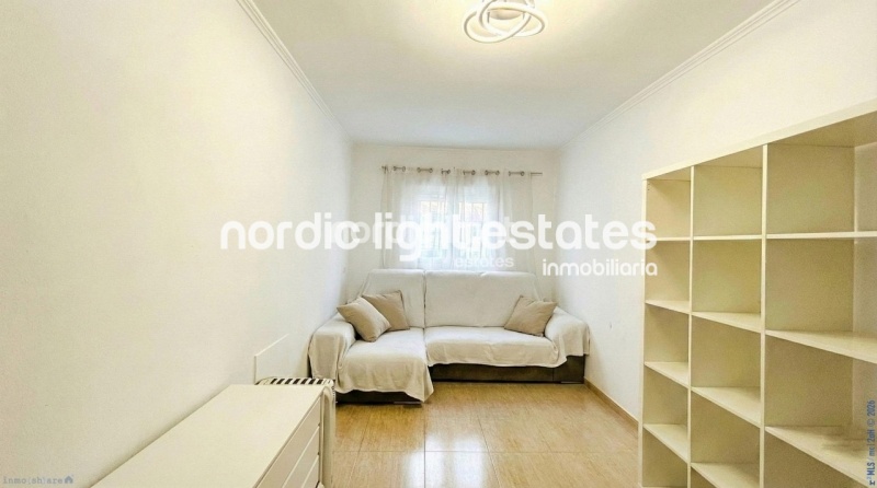 Bonita casa adosada en una urbanización