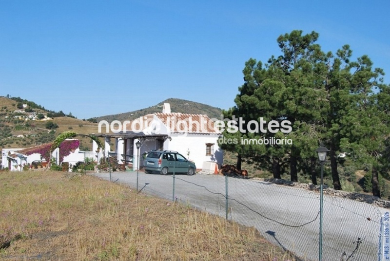 Unique estate, house and thriving business