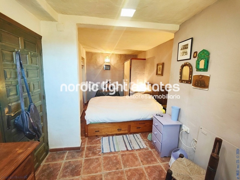 Gran oportunidad. Casa de campo muy muy cerca de Nerja