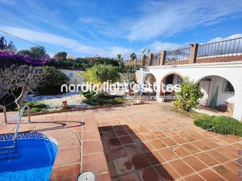 Gran oportunidad. Casa de campo muy muy cerca de Nerja