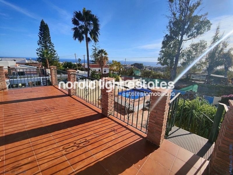 Gran oportunidad. Casa de campo muy muy cerca de Nerja