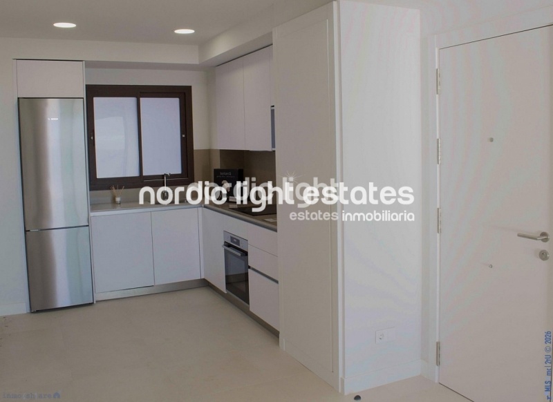 Impresionate apartamento a estrenar con vistas panorámicas al mar