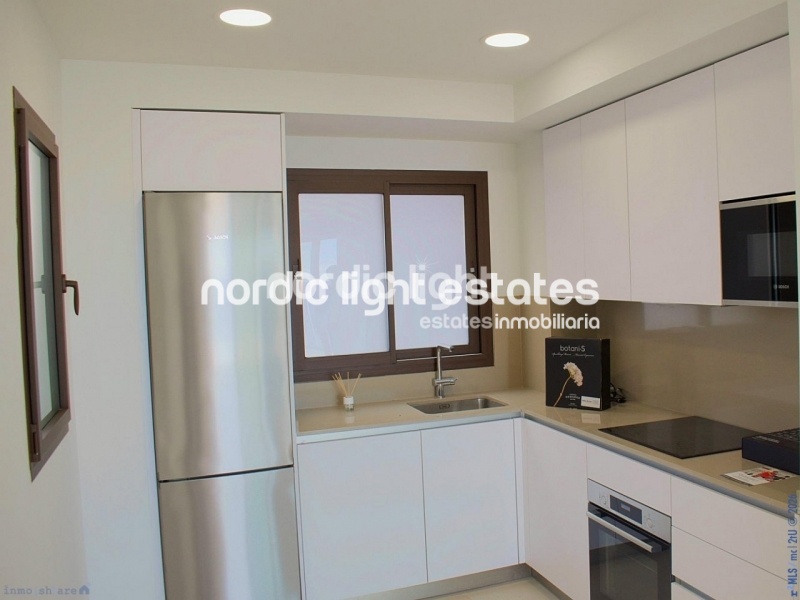 Impresionate apartamento a estrenar con vistas panorámicas al mar