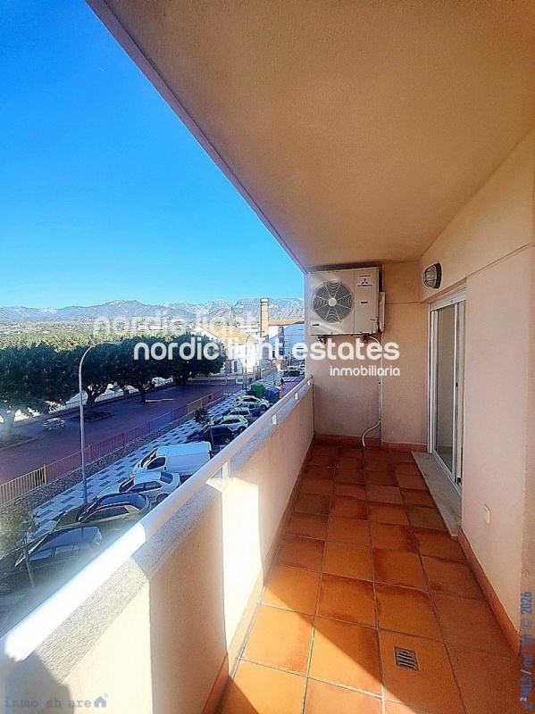 Amplio piso en centro, con plaza de parking y trastero