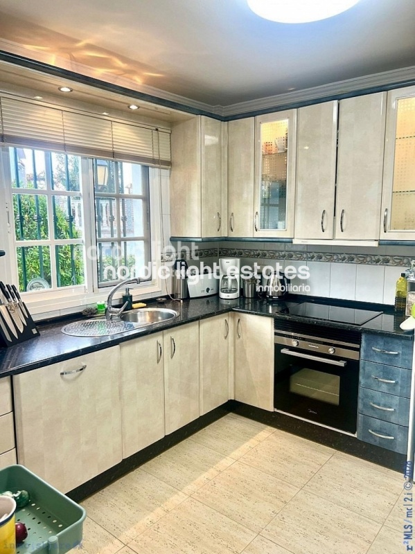 Preciosa villa en Rivera de Trayamar 