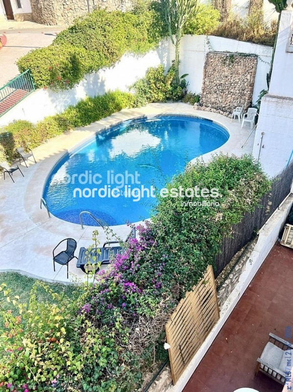 Preciosa villa en Rivera de Trayamar 