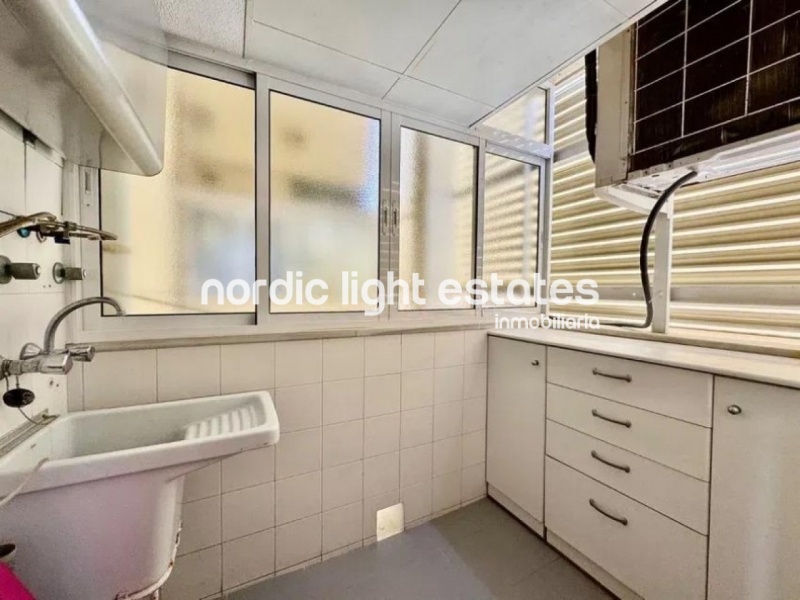 Fantástico apartamento rn primera línea de la playa en La Carihuela