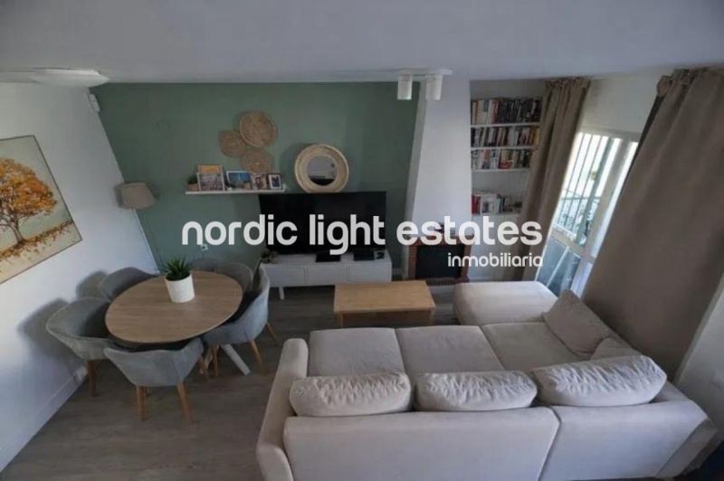 Well maintained charming townhouse 