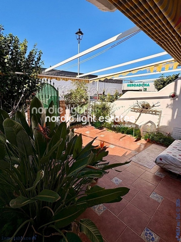 Attractive very spacious townhouse