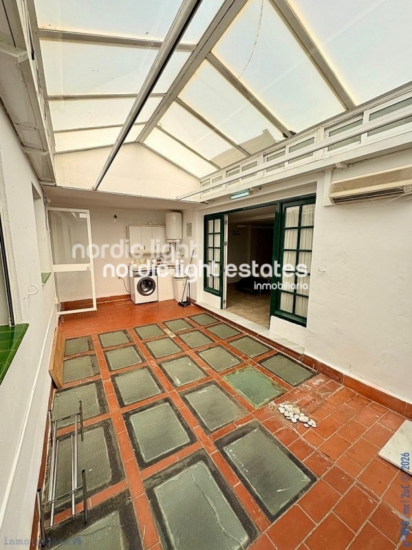 Attractive very spacious townhouse