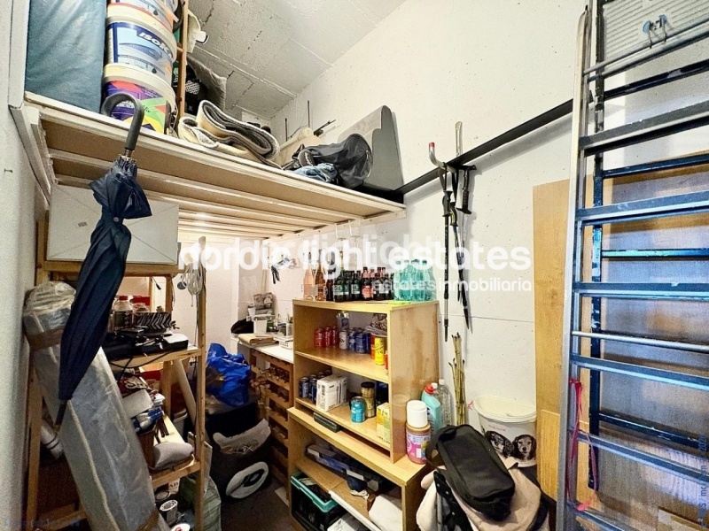 Luxury modern penthouse with a 140 sqm terrace