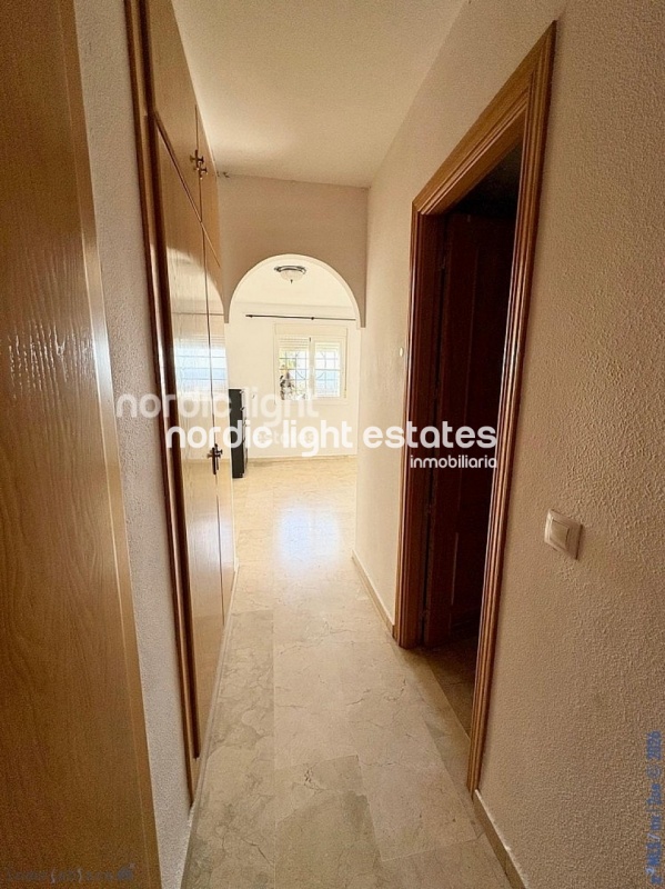 Excellent apartment 4 beds, 2 baths, parking space