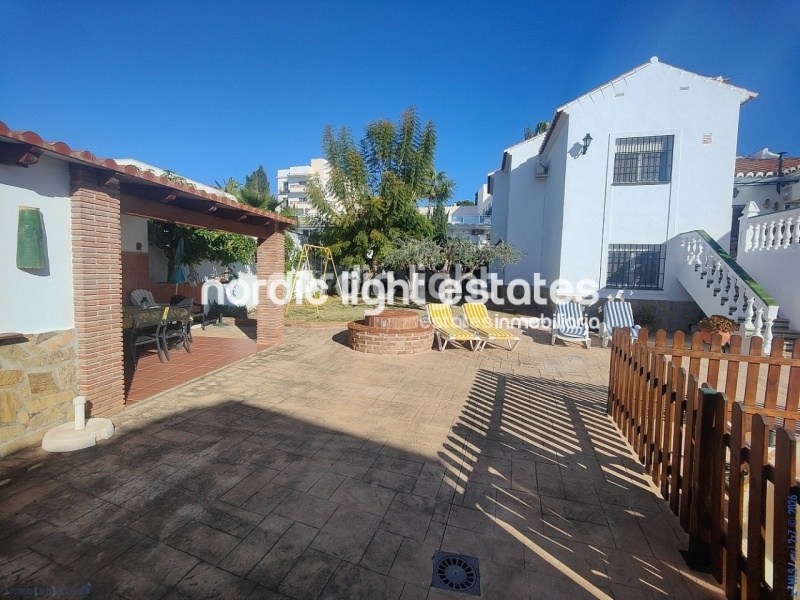 Magnífica villa independiente a tan solo 700 metros de Playa de Burriana