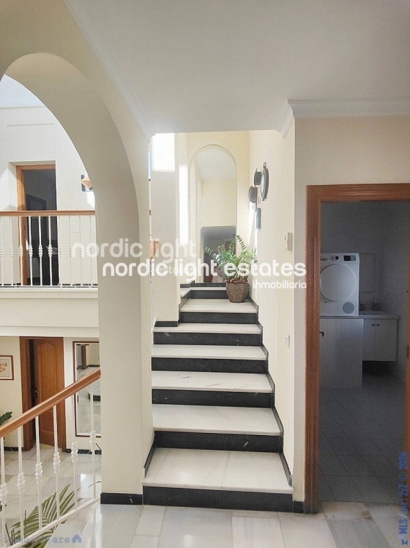 Magnífica villa independiente a tan solo 700 metros de Playa de Burriana