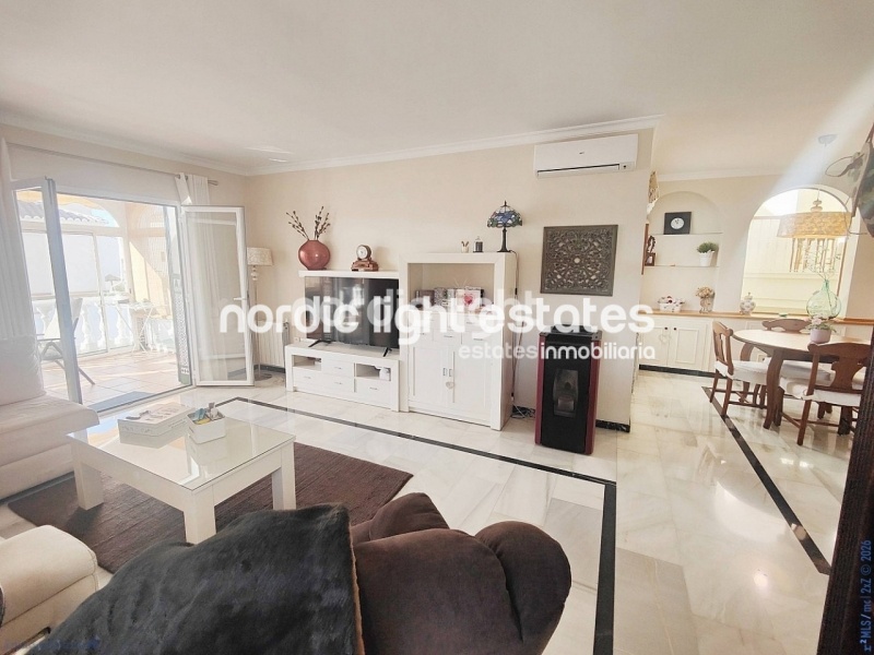 Magnífica villa independiente a tan solo 700 metros de Playa de Burriana