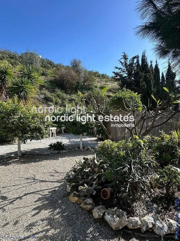 Estupenda casa de campo con un terreno de 6.000m2