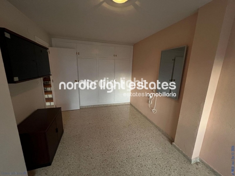 Atractiva casa pareada en una urbanización muy cotizada