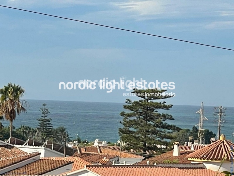 Imponente villa con 5 dormitorios, ascensor y garaje