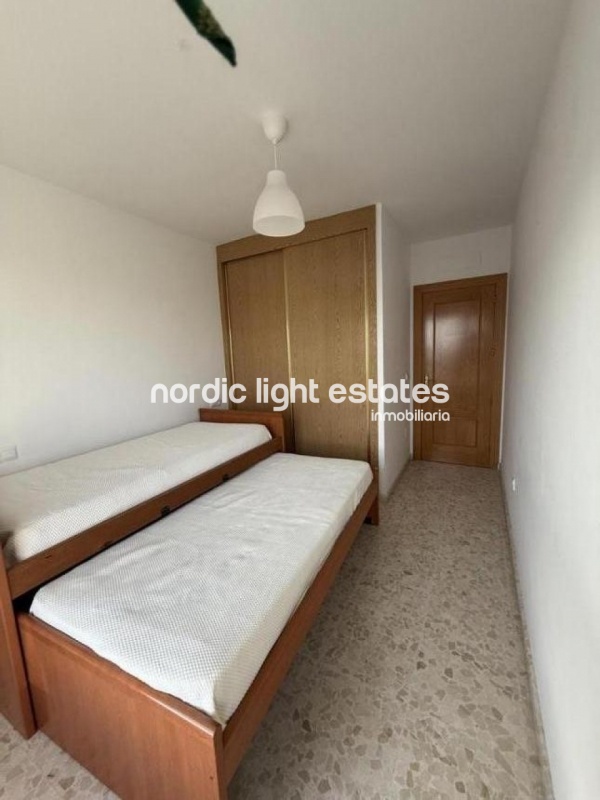 Modern ático con vistas panorámicas al mar