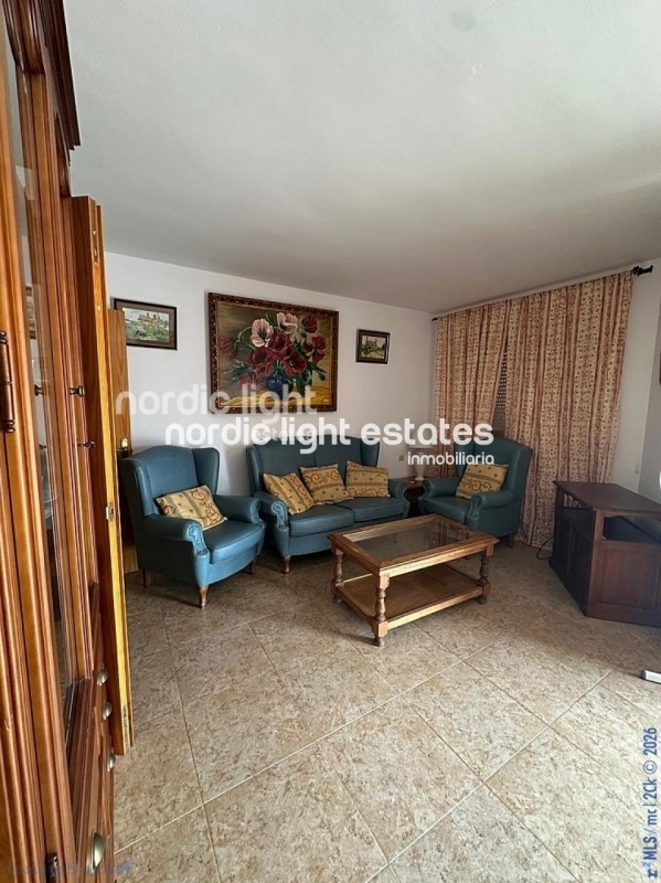 Amplio y luminoso piso con 4 dormitorios