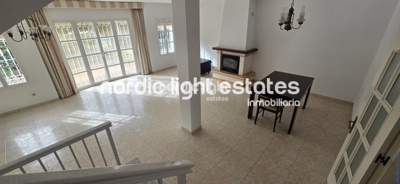 Good sized townhouse in a luxury residential complex