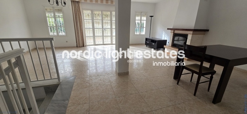 Good sized townhouse in a luxury residential complex