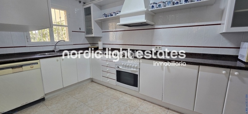 Good sized townhouse in a luxury residential complex