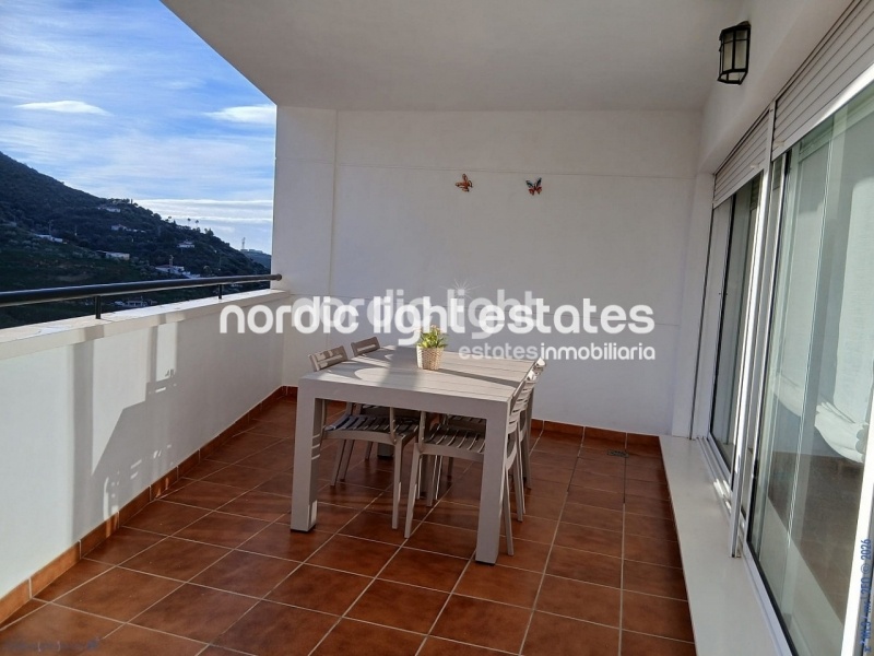 Modern apartment in excellent condition, parking space and store room