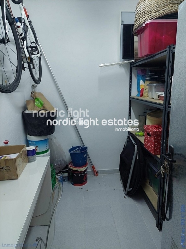 Modern apartment in excellent condition, parking space and store room